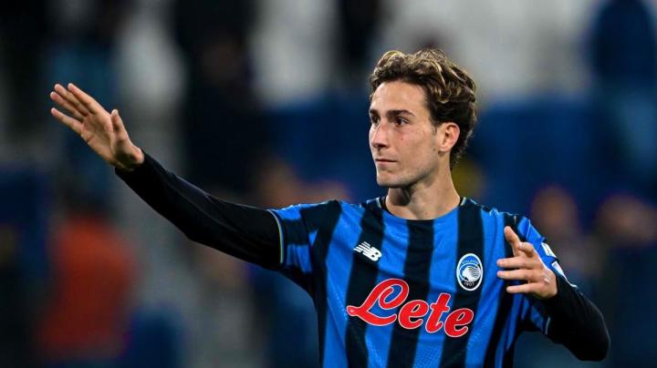  斯基拉：罗马将尝试在今夏引进亚特兰大左翼卫贝尔纳斯科尼 新闻