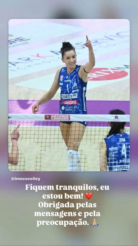 关于朱婷和加比在赛场相撞的伤情通报:左侧肋部意外撞击 没有骨折 新闻