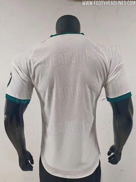  伯纳乌即将迎来新风景！皇马2026/27主场球衣泄露；深绿粉色碰撞白色传奇。 娱乐新闻