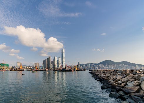 限售房源首批解禁;上海房产市场迎来供给考验与机遇。 房产家居