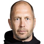  职业暮年的抉择：当豪门光环遇上美职联邀约，莱万为何选择坚守？ 体育新闻 职业暮年的抉择：当豪门光环遇上美职联邀约，莱万为何选择坚守？ 体育新闻