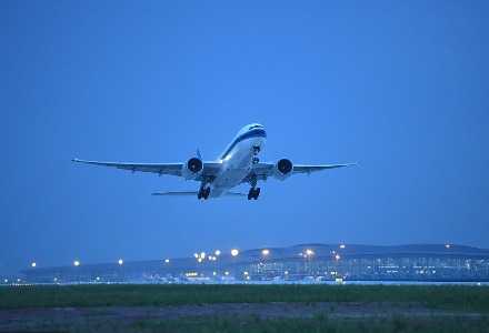  金融开放的十年回望：从账户试点看上海作为全球资本枢纽的演进 情感心理