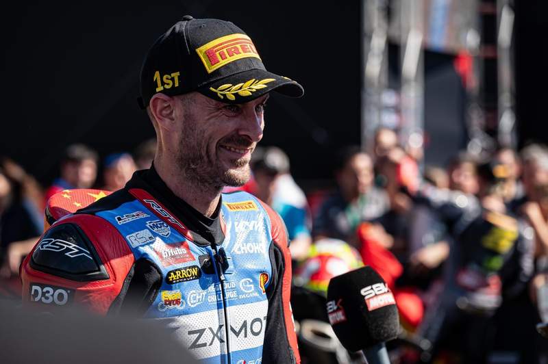 一句承诺换来的巅峰:法国老将与中国新锐的逆袭故事 体育新闻